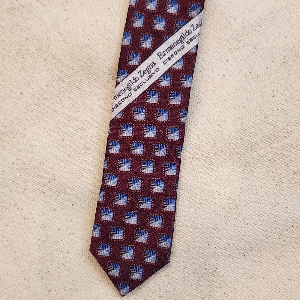 Ermenegildo Zegna Men's Silk Tie Burgundy Blue Geometric Square Pattern Italy